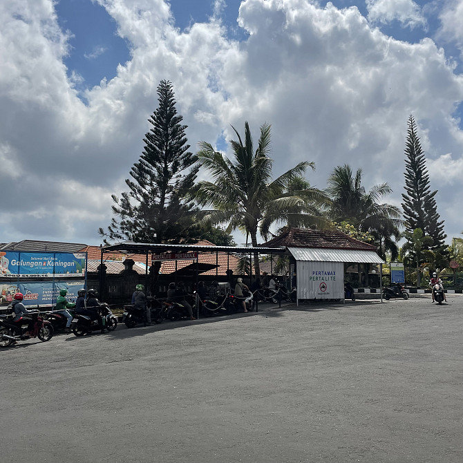 Petrol station Ungasan Bali - photo 4