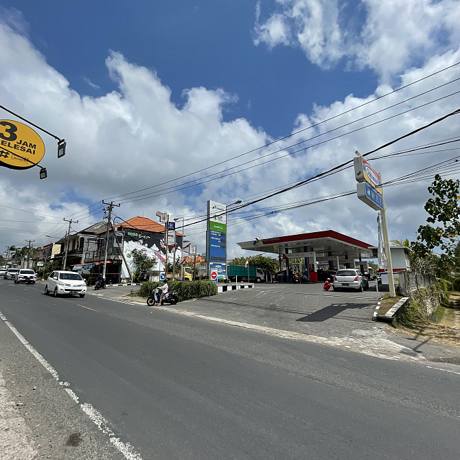 Petrol station Uluwatu 24/7 Bali - photo 2