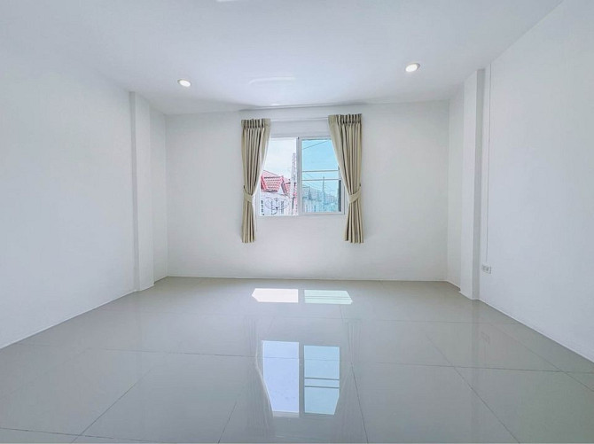 5 Bedrooms 3 Bathrooms - Townhouse Phuket - photo 19